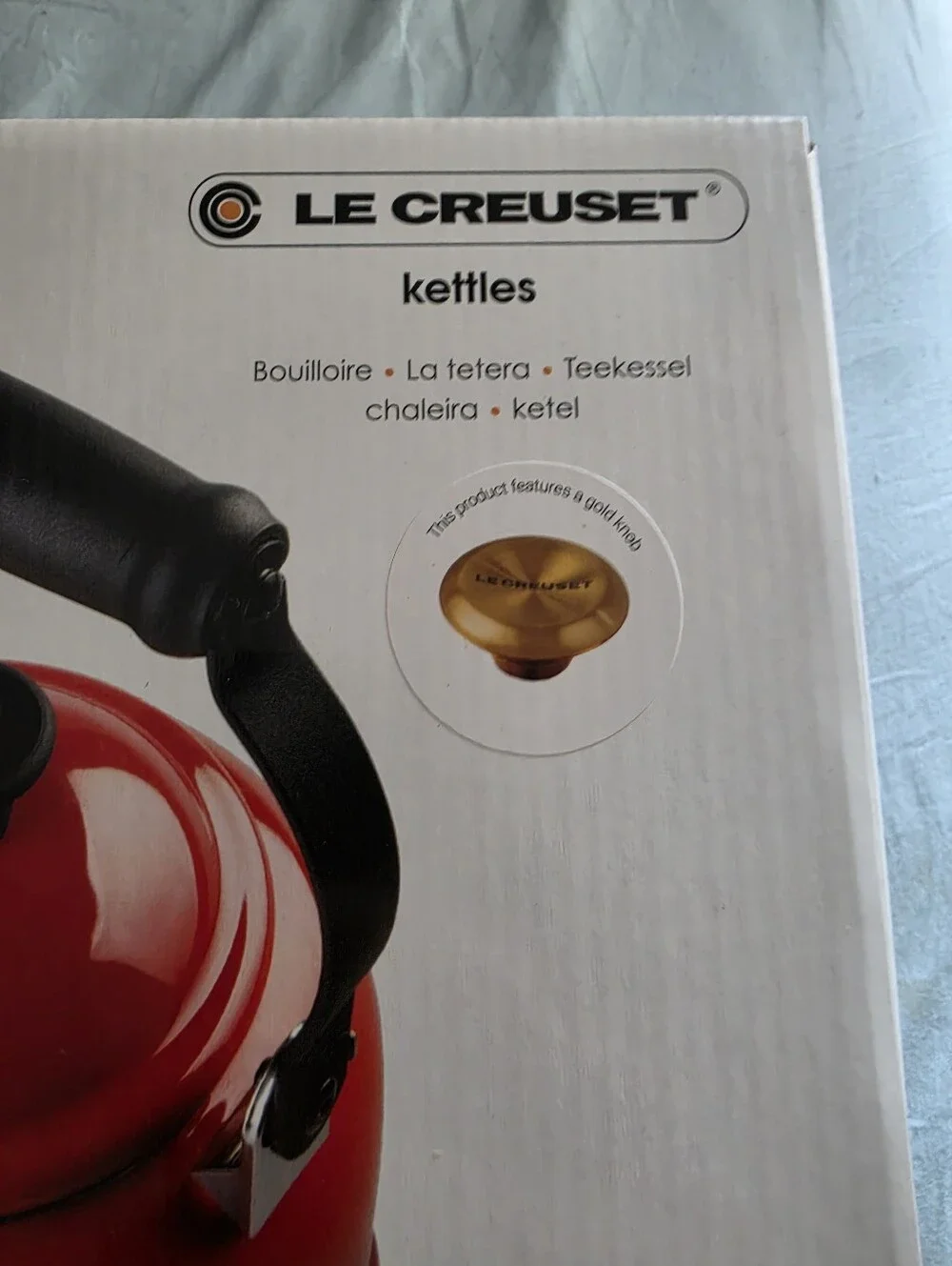 Le Creuset FIRE! NIB! 1.25QT(1.1L) Demi Kettle w/Gold Knob in Chambray. R2S!